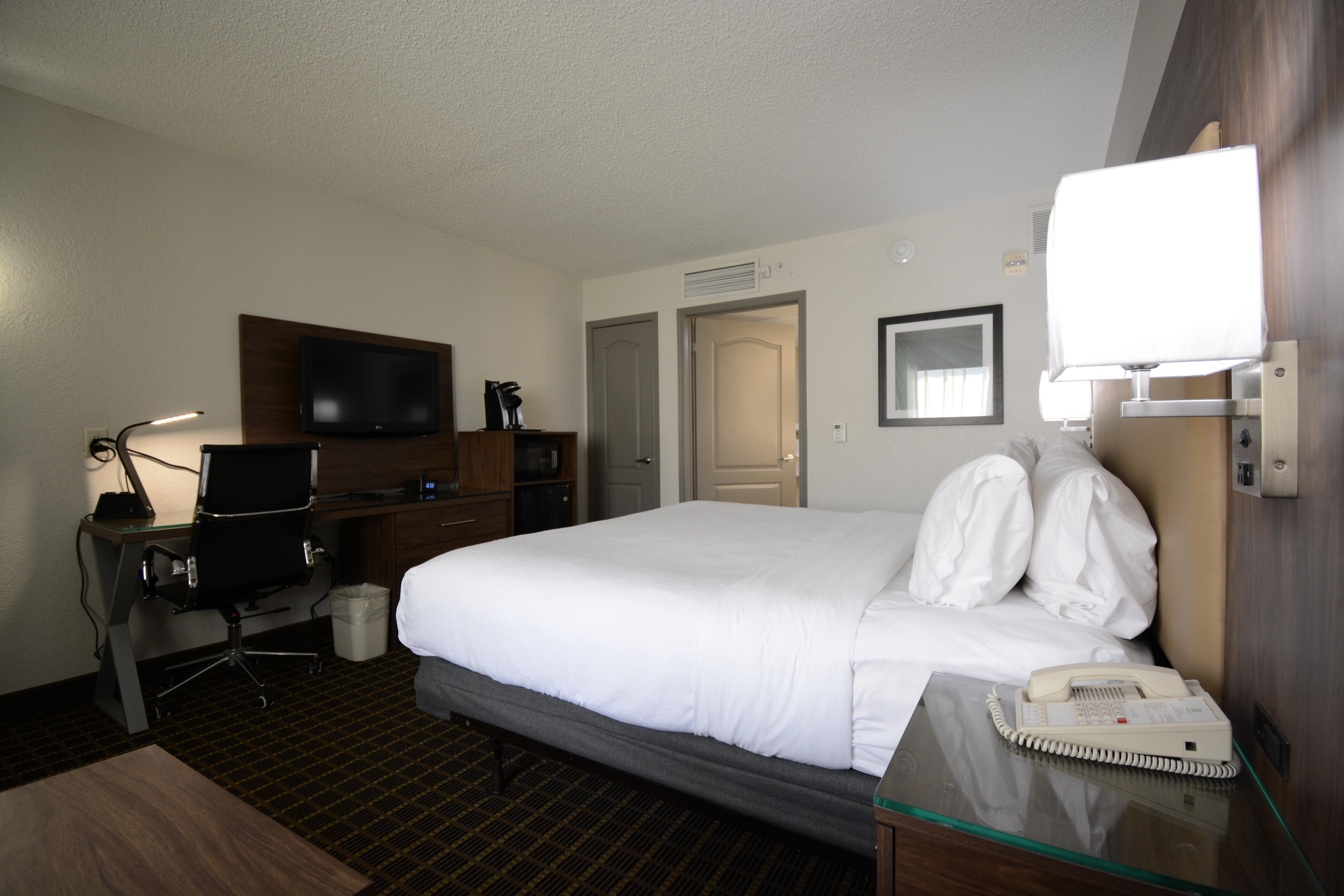 Holiday Inn Hazlet By Ihg Екстериор снимка