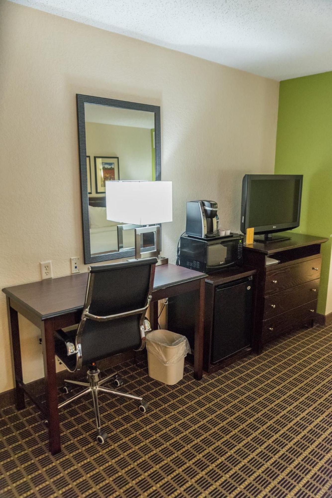 Holiday Inn Hazlet By Ihg Екстериор снимка