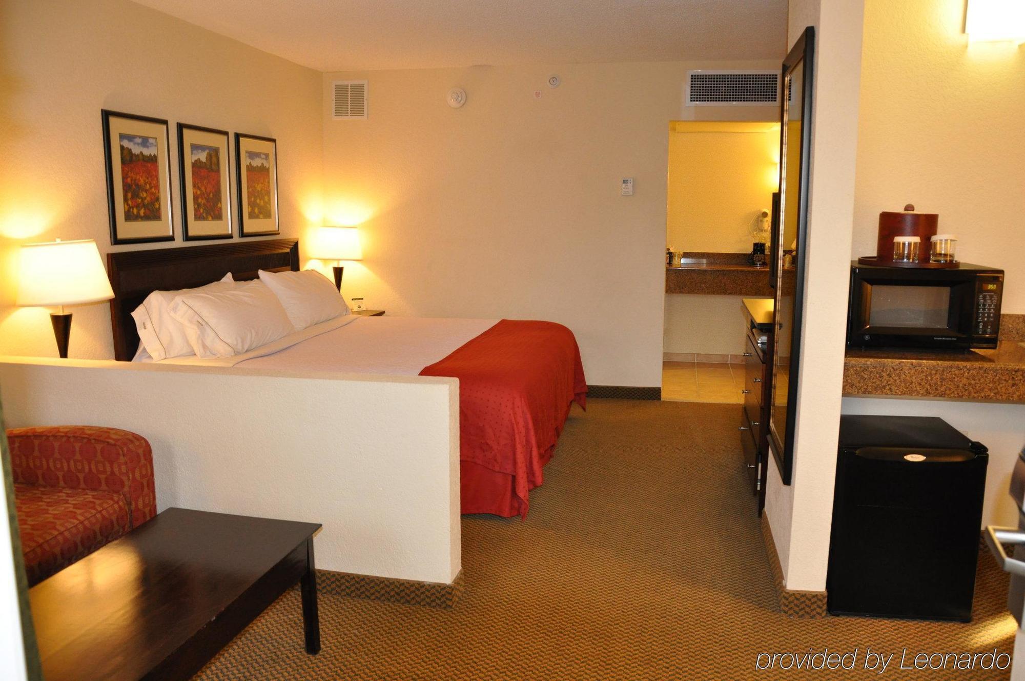 Holiday Inn Hazlet By Ihg Екстериор снимка