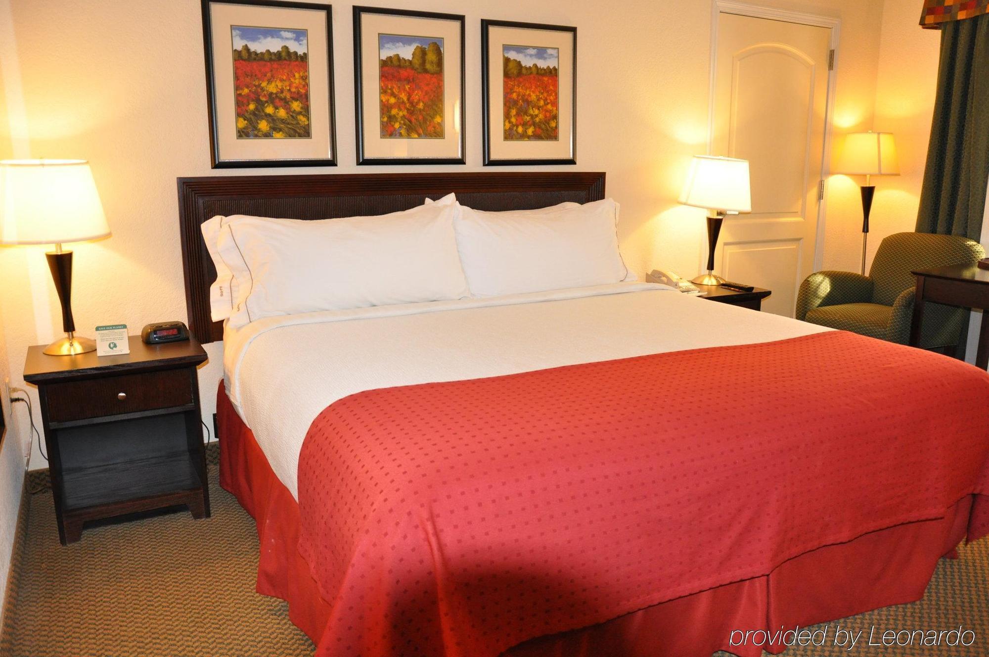 Holiday Inn Hazlet By Ihg Екстериор снимка